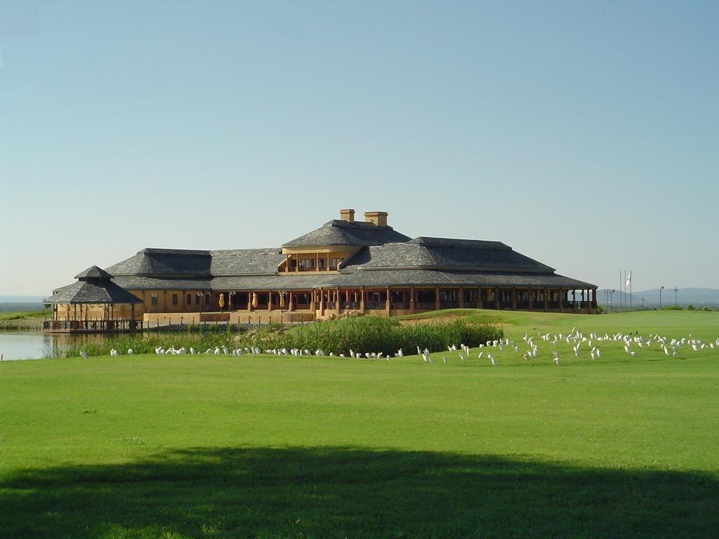 Phakalane Golf Estate Hotel Resort Gaborone Exterior photo